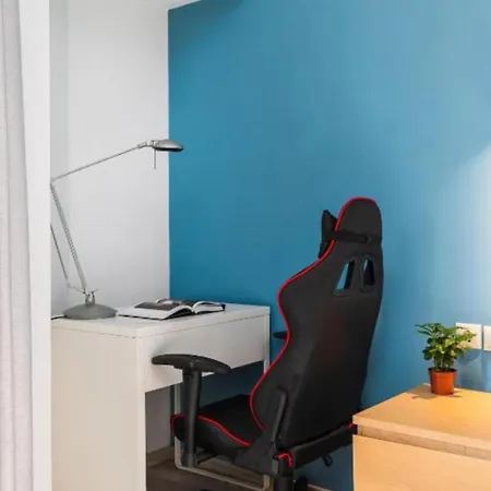 Апартаменты 2br Gem With Fun Decor & Scenic Views