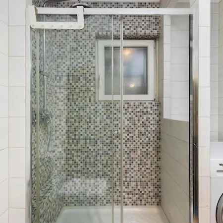 Appartement 2br Gem With Fun Decor & Scenic Views