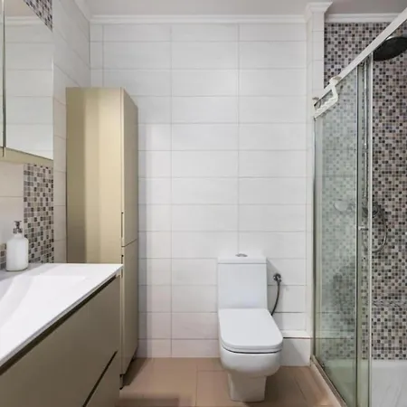 2br Gem With Fun Decor & Scenic Views * Салоники