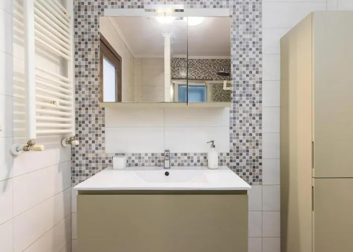 2br Gem With Fun Decor & Scenic Views * Thessaloniki